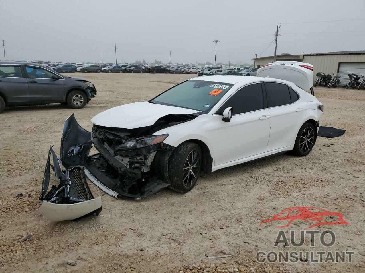 TOYOTA CAMRY 2023 - 4T1G11AKXPU822644