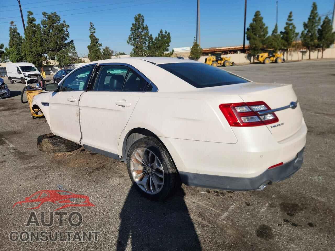FORD TAURUS 2017 - 1FAHP2F83HG102232