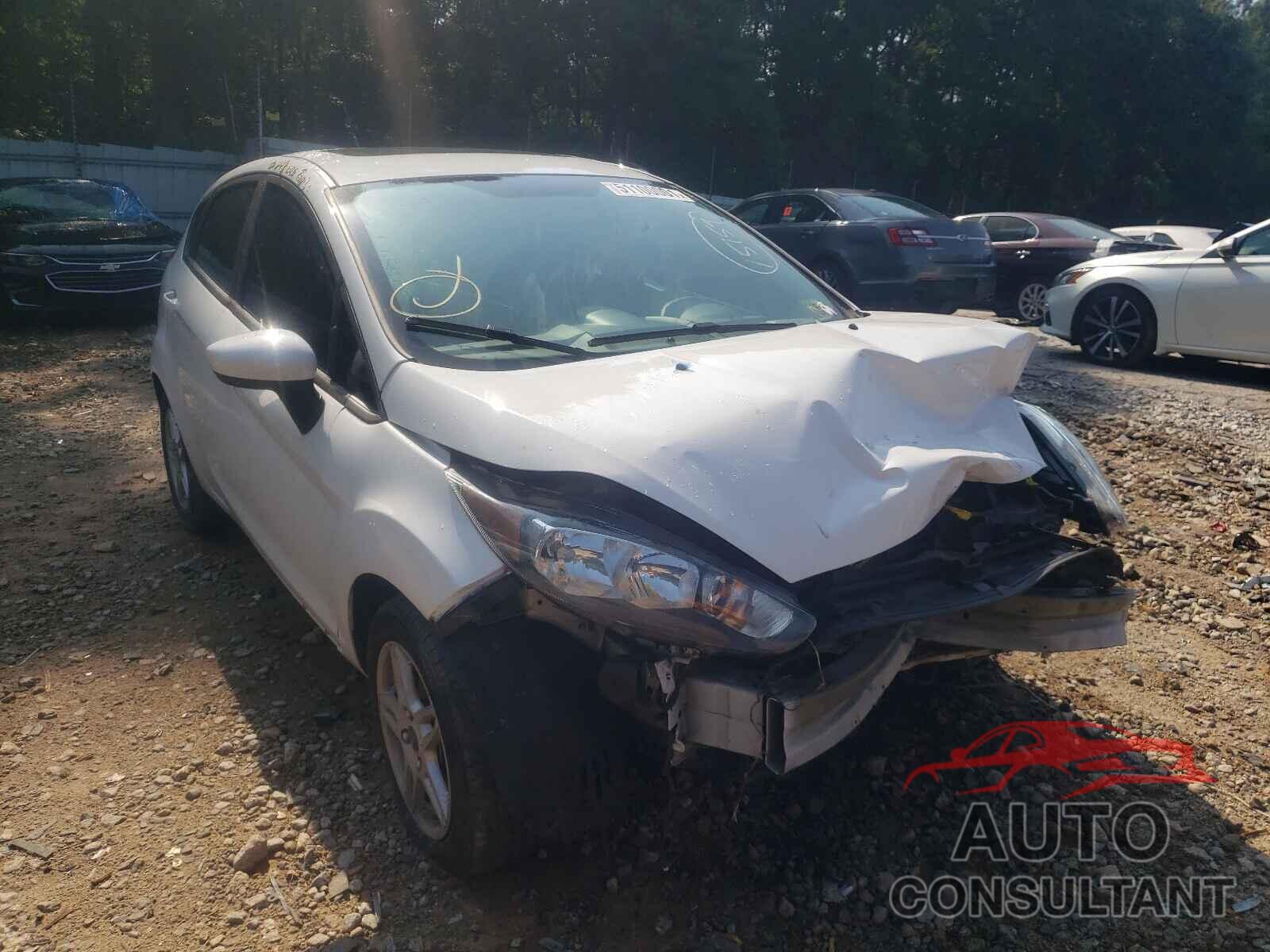 FORD FIESTA 2018 - 3FADP4EJ3KM111444