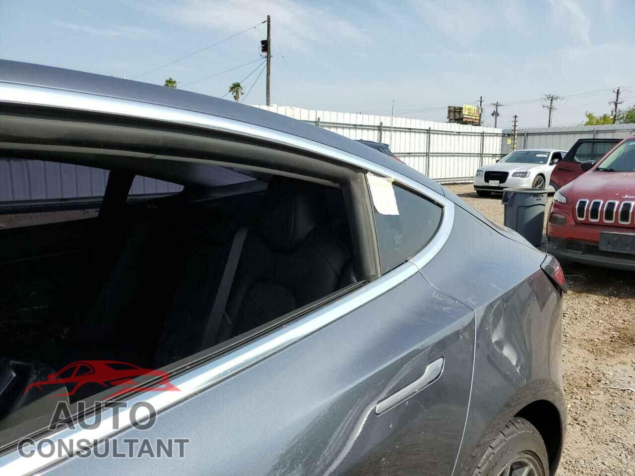 TESLA MODEL 3 2020 - 5YJ3E1EA2LF657782