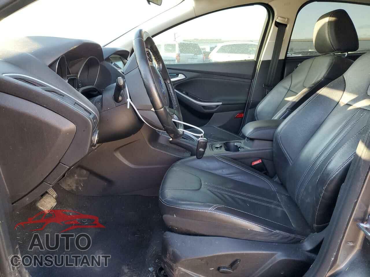 FORD FOCUS 2014 - 1FADP3N25EL412032