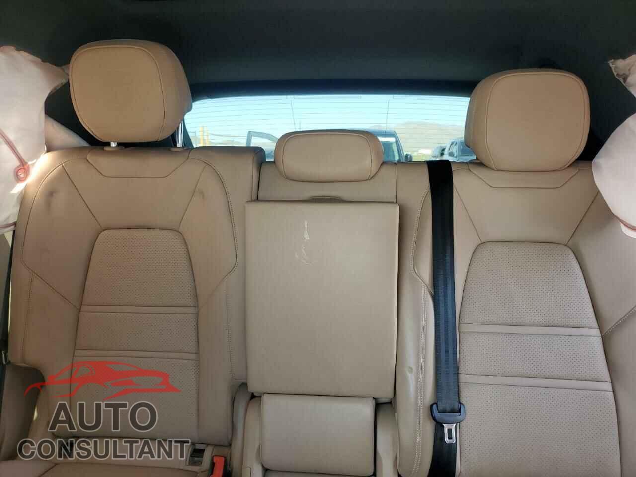 PORSCHE CAYENNE 2020 - WP1AE2AY8LDA22927