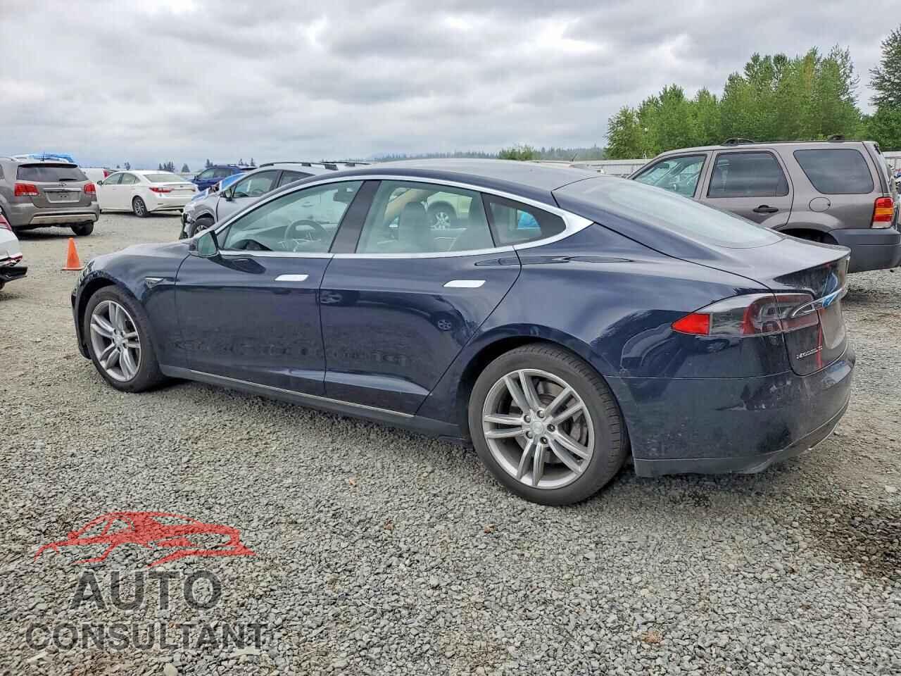 TESLA MODEL S 2013 - 5YJSA1CG0DFP19616