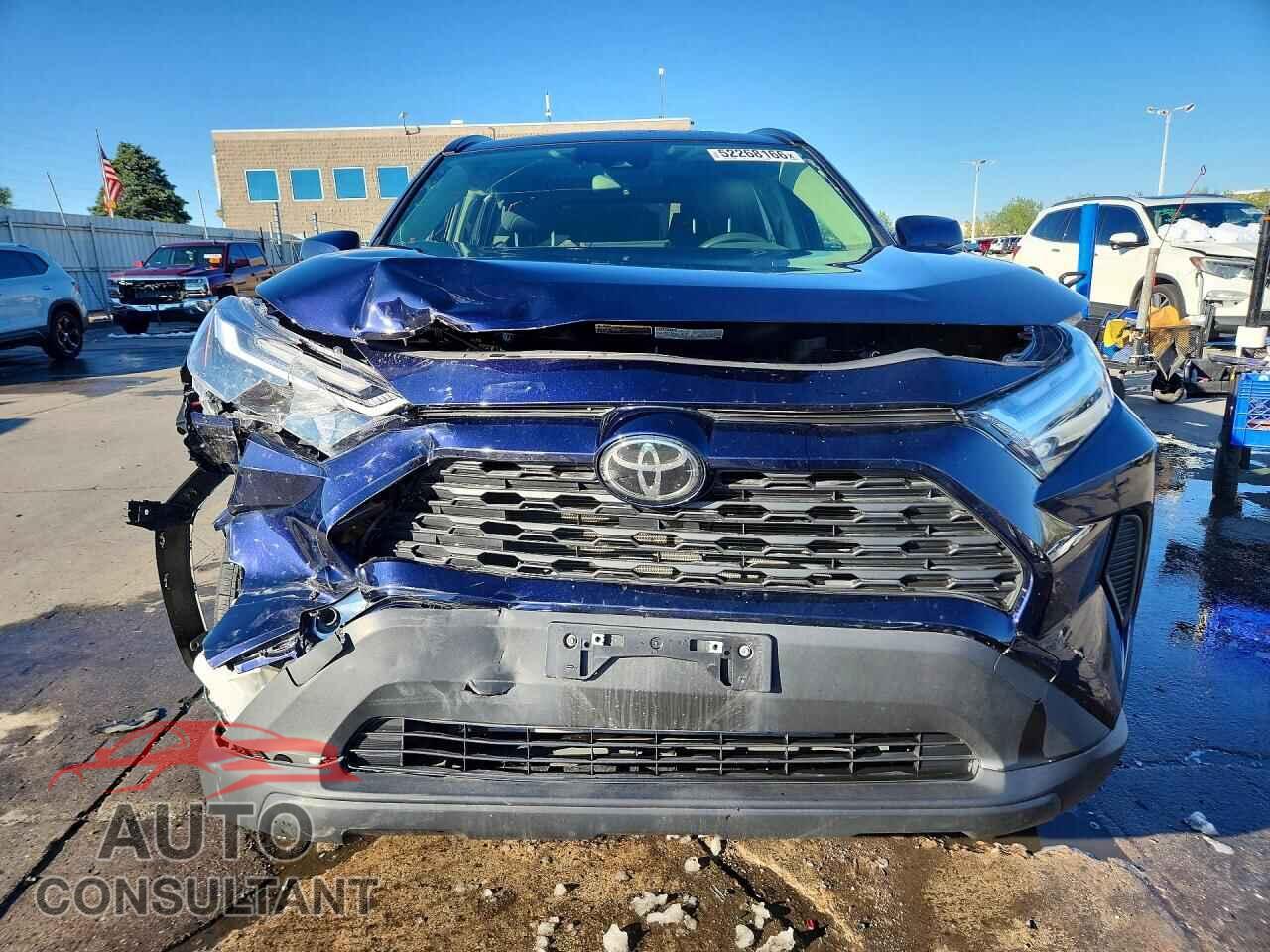 TOYOTA RAV4 2025 - JTMP1RFV8SJ043095
