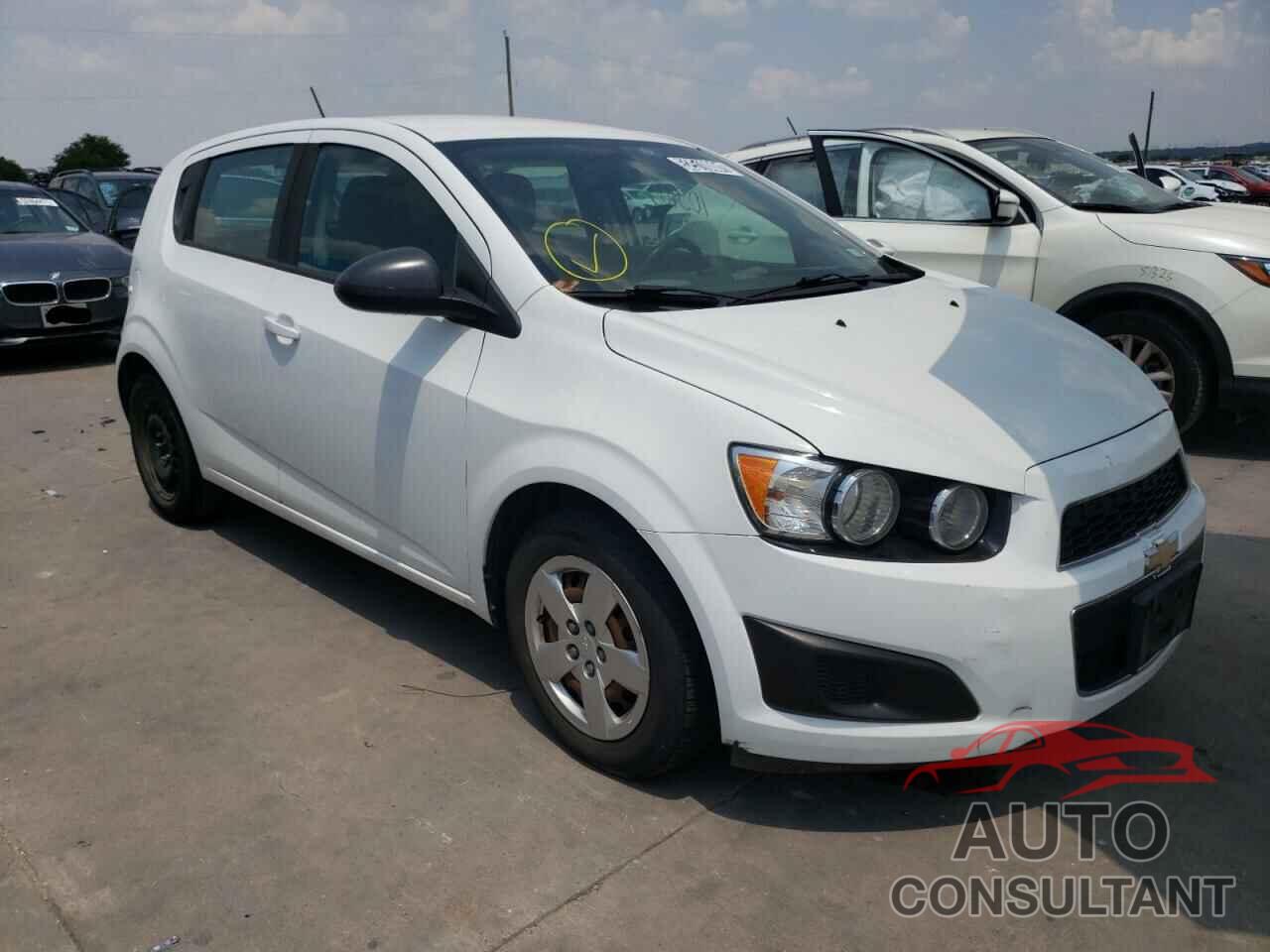 CHEVROLET SONIC 2016 - 1G1JA6SH2G4119302