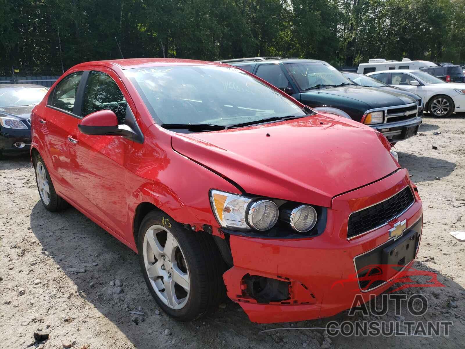 CHEVROLET SONIC 2016 - 1G1JE5SB1G4144301