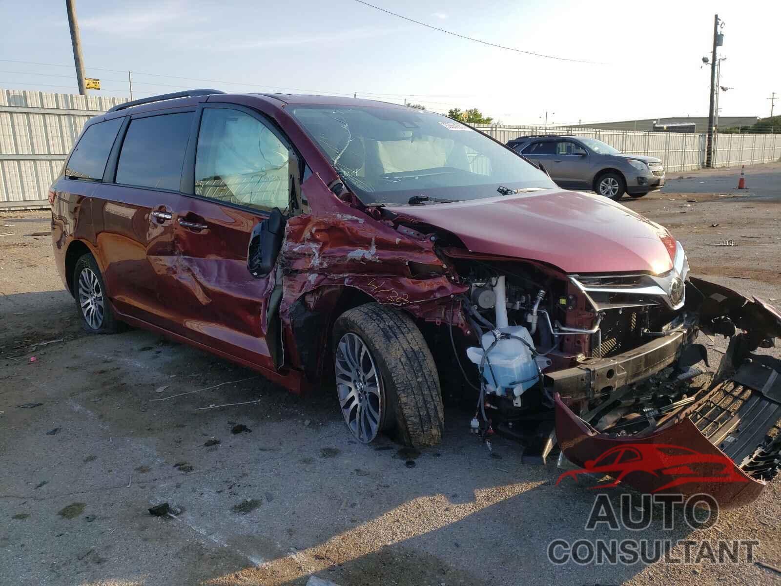 TOYOTA SIENNA 2018 - 5TDYZ3DC3JS940225