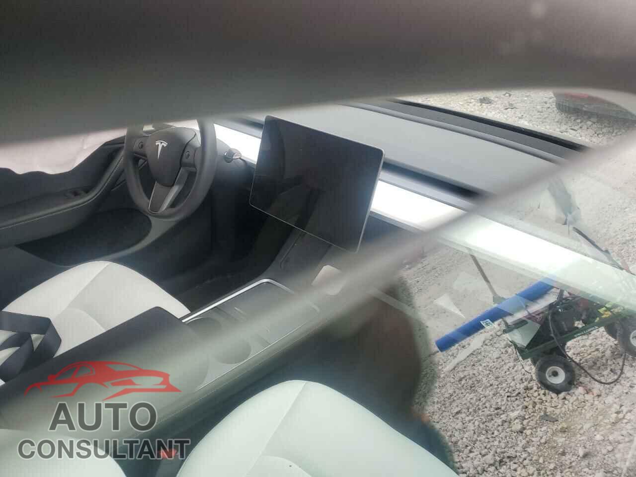 TESLA MODEL Y 2023 - 7SAYGDEE2PF869952