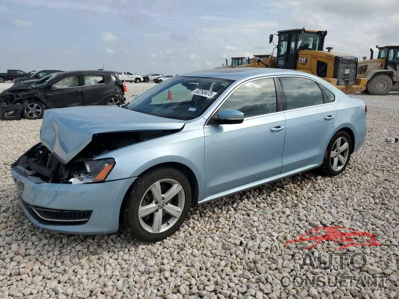 VOLKSWAGEN PASSAT 2013 - 1VWBP7A39DC137672