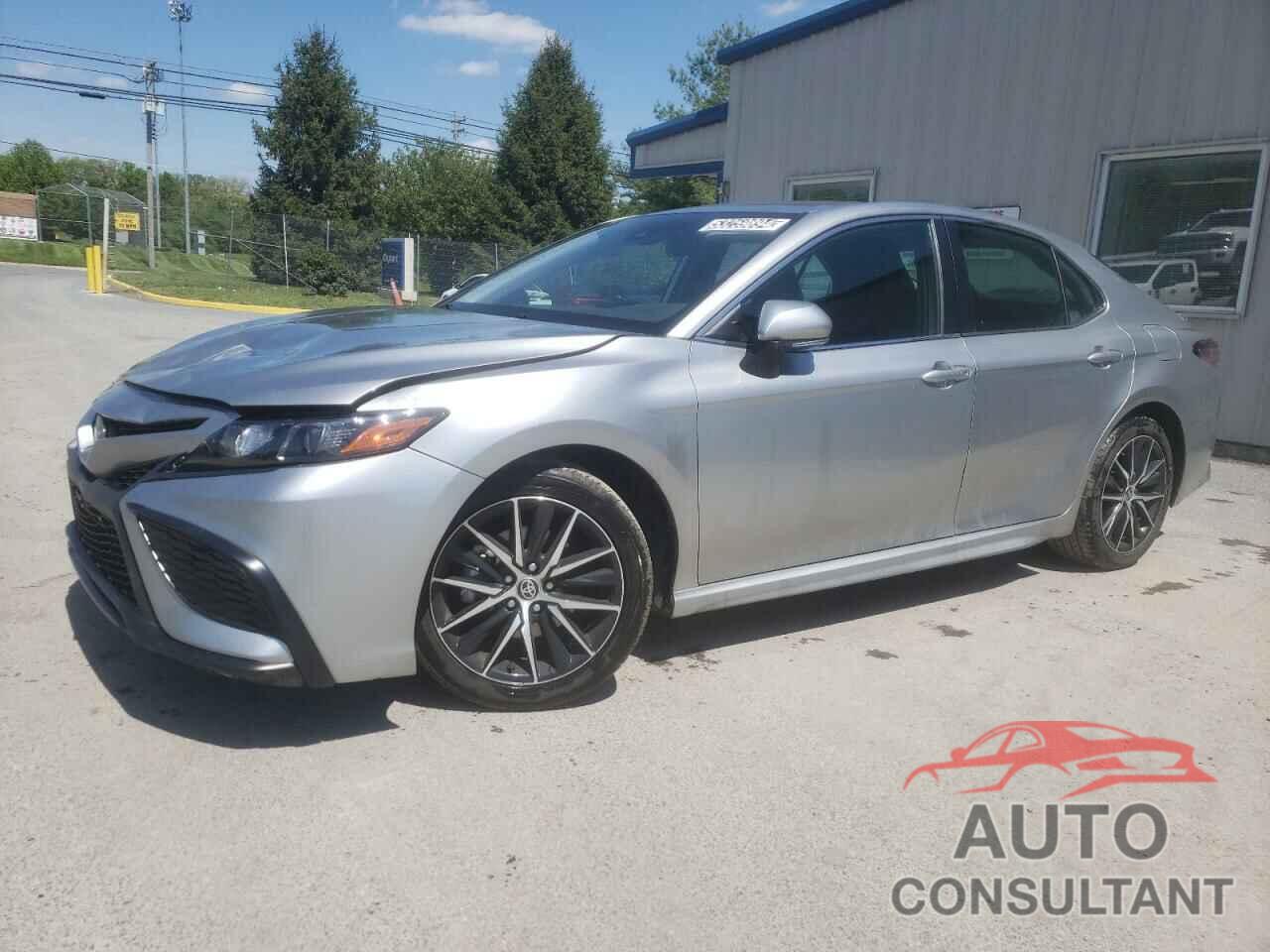 TOYOTA CAMRY 2022 - 4T1G11AK2NU676057