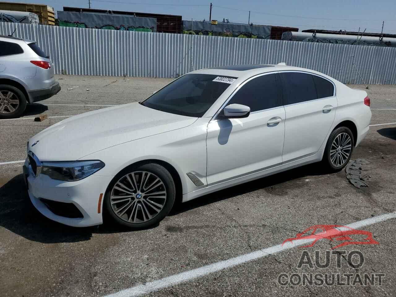 BMW 5 SERIES 2019 - WBAJE5C59KG919612