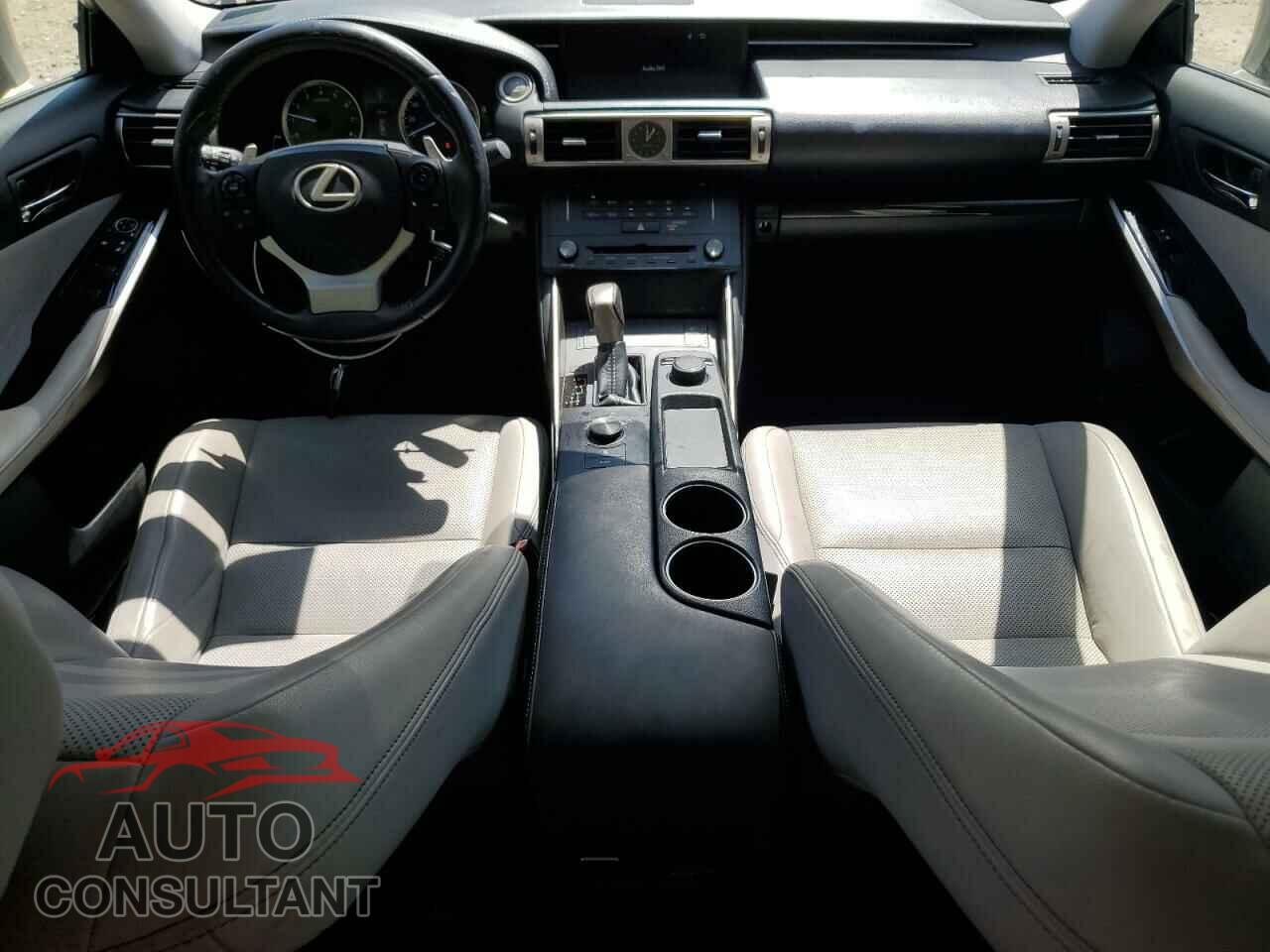 LEXUS IS 2015 - JTHBF1D23F5072149