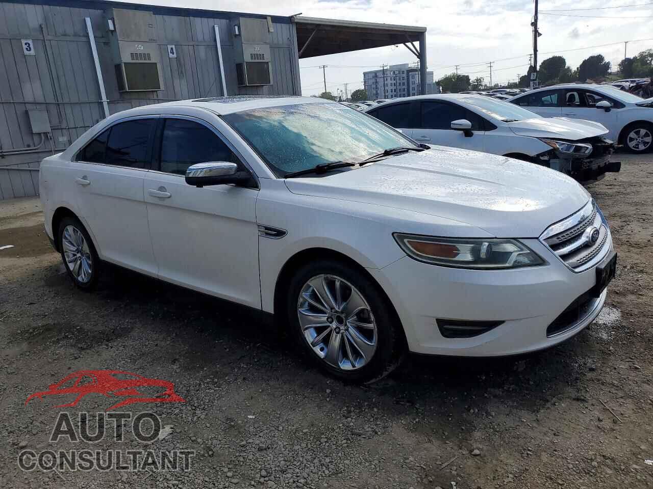 FORD TAURUS 2011 - 1FAHP2FW1BG118564