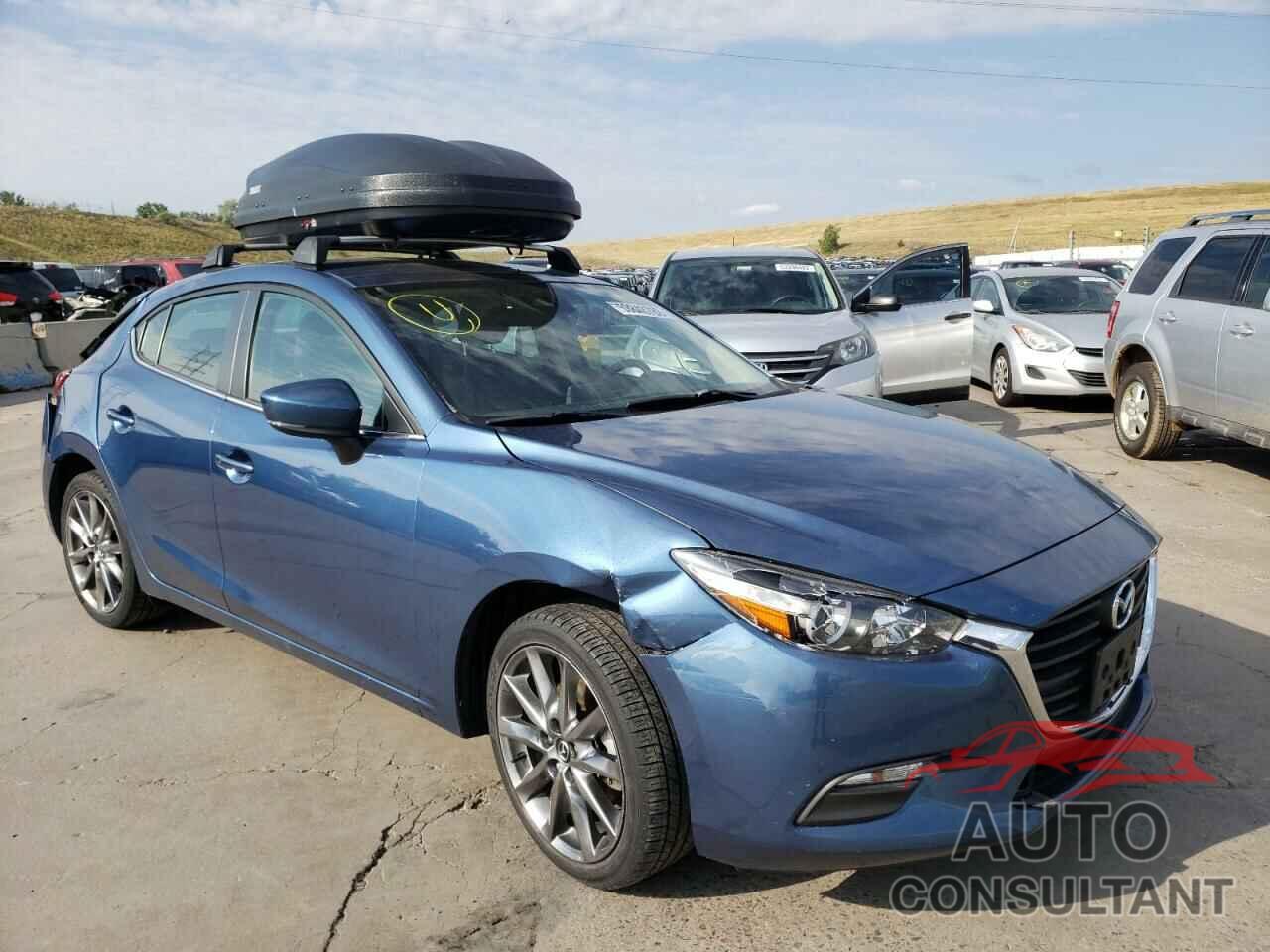 MAZDA 3 2018 - 3MZBN1L31JM198217