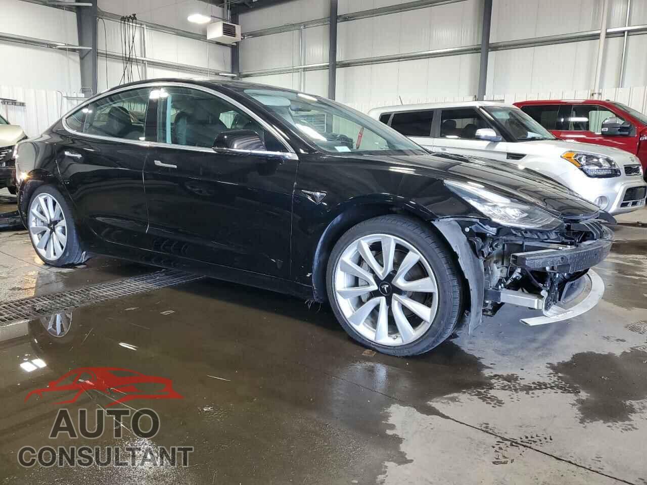 TESLA MODEL 3 2019 - 5YJ3E1EA4KF310792