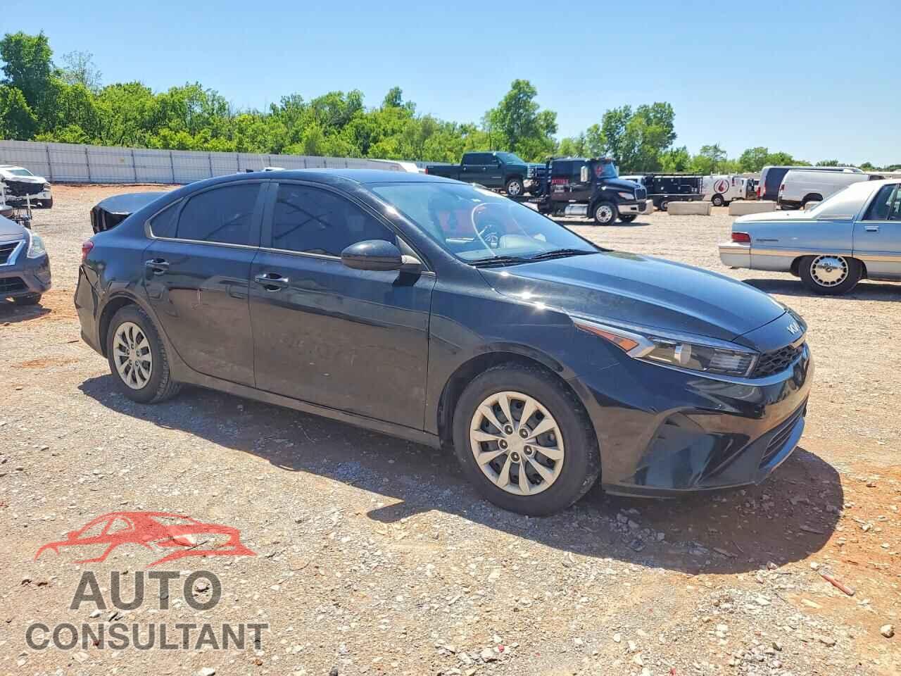 KIA FORTE 2023 - 3KPF24AD7PE603798