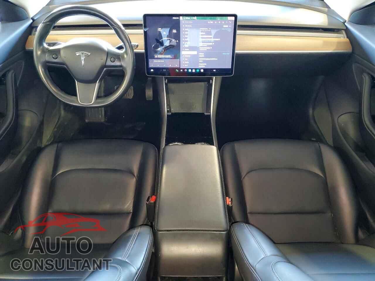 TESLA MODEL 3 2018 - 5YJ3E1EA4JF008448