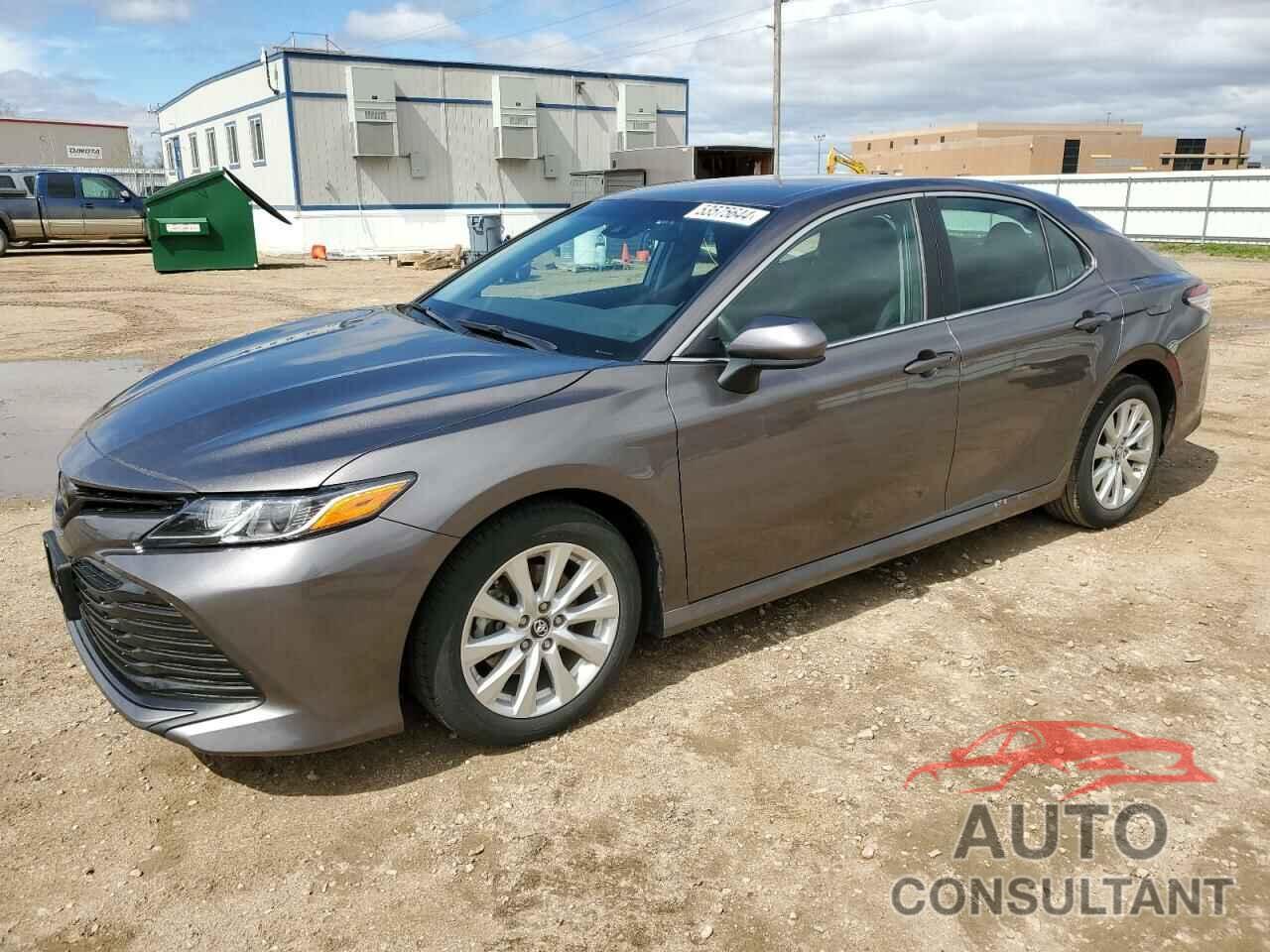 TOYOTA CAMRY 2018 - 4T1B11HK4JU611138