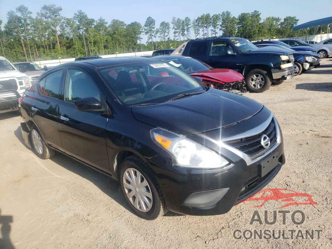 NISSAN VERSA 2018 - 3N1CN7AP5JL808998