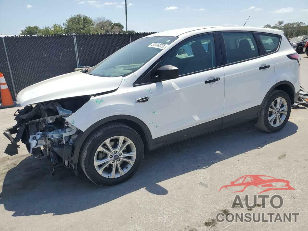 FORD ESCAPE 2018 - 1FMCU0F78JUD14863