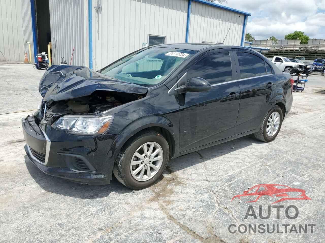 CHEVROLET SONIC 2018 - 1G1JD5SH2J4129353