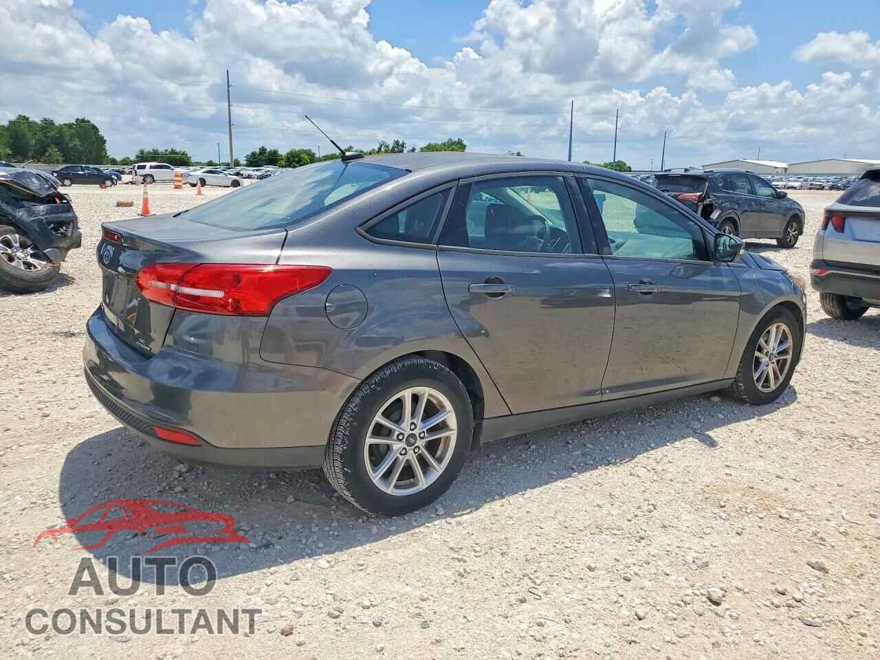 FORD FOCUS 2016 - 1FADP3F2XGL359331