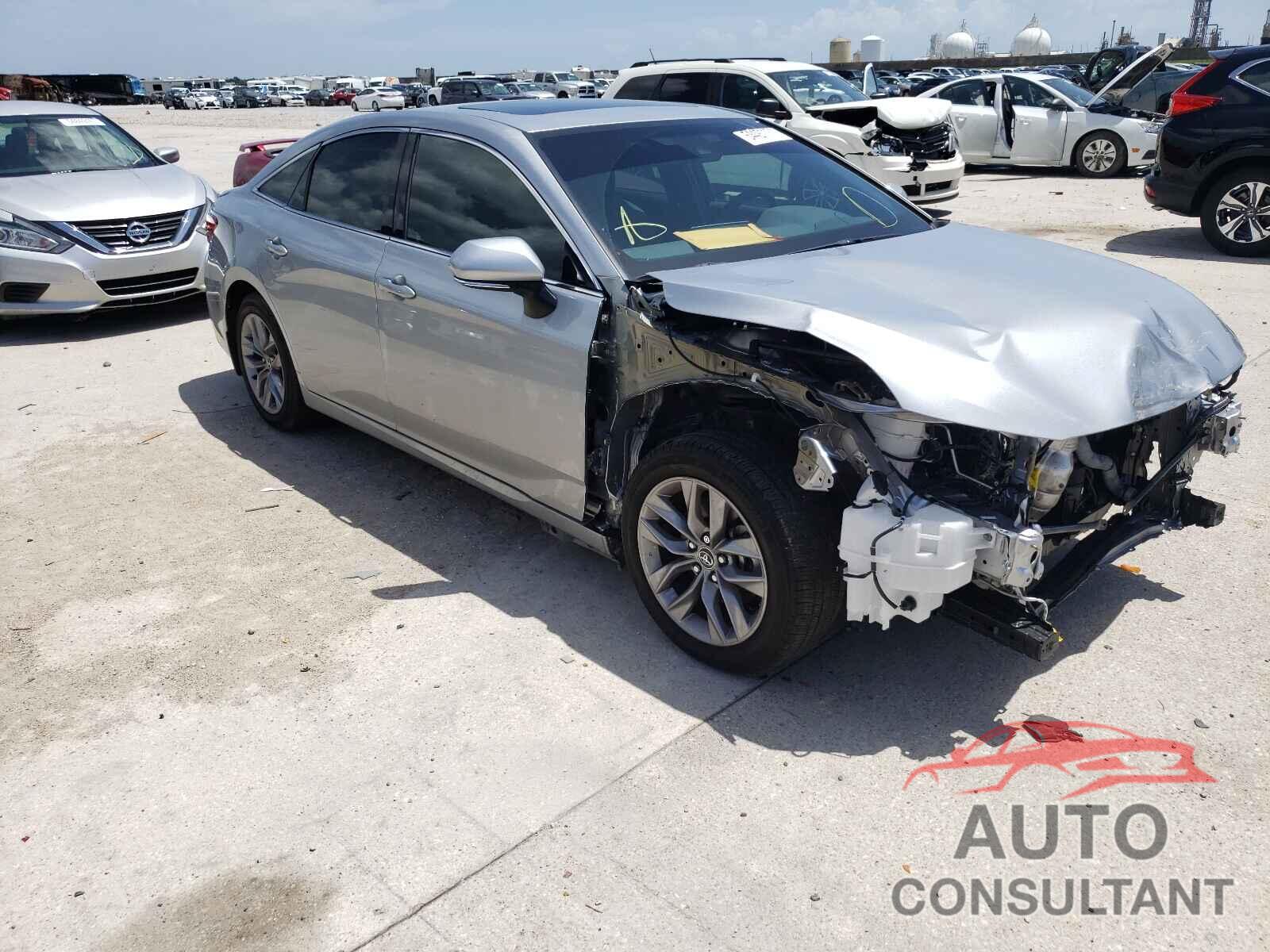 TOYOTA AVALON 2020 - 4T1AZ1FB0LU040970