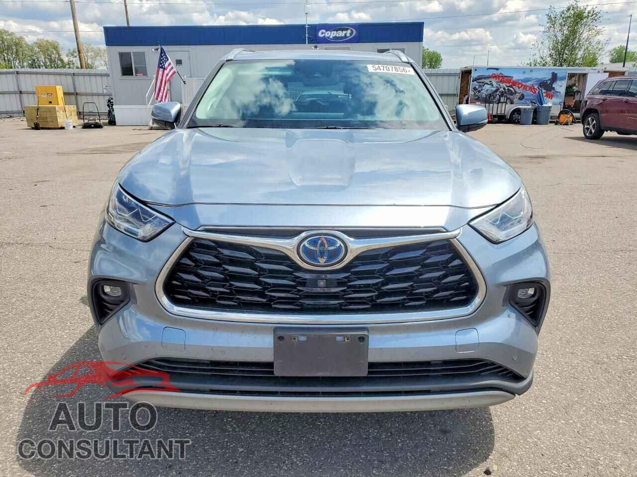 TOYOTA HIGHLANDER 2021 - 5TDEBRCH8MS025110