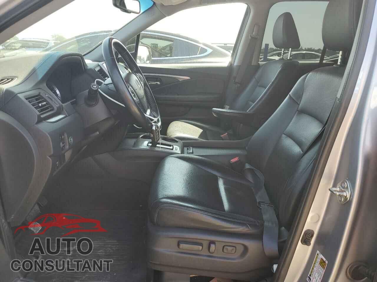 HONDA RIDGELINE 2017 - 5FPYK3F62HB018031