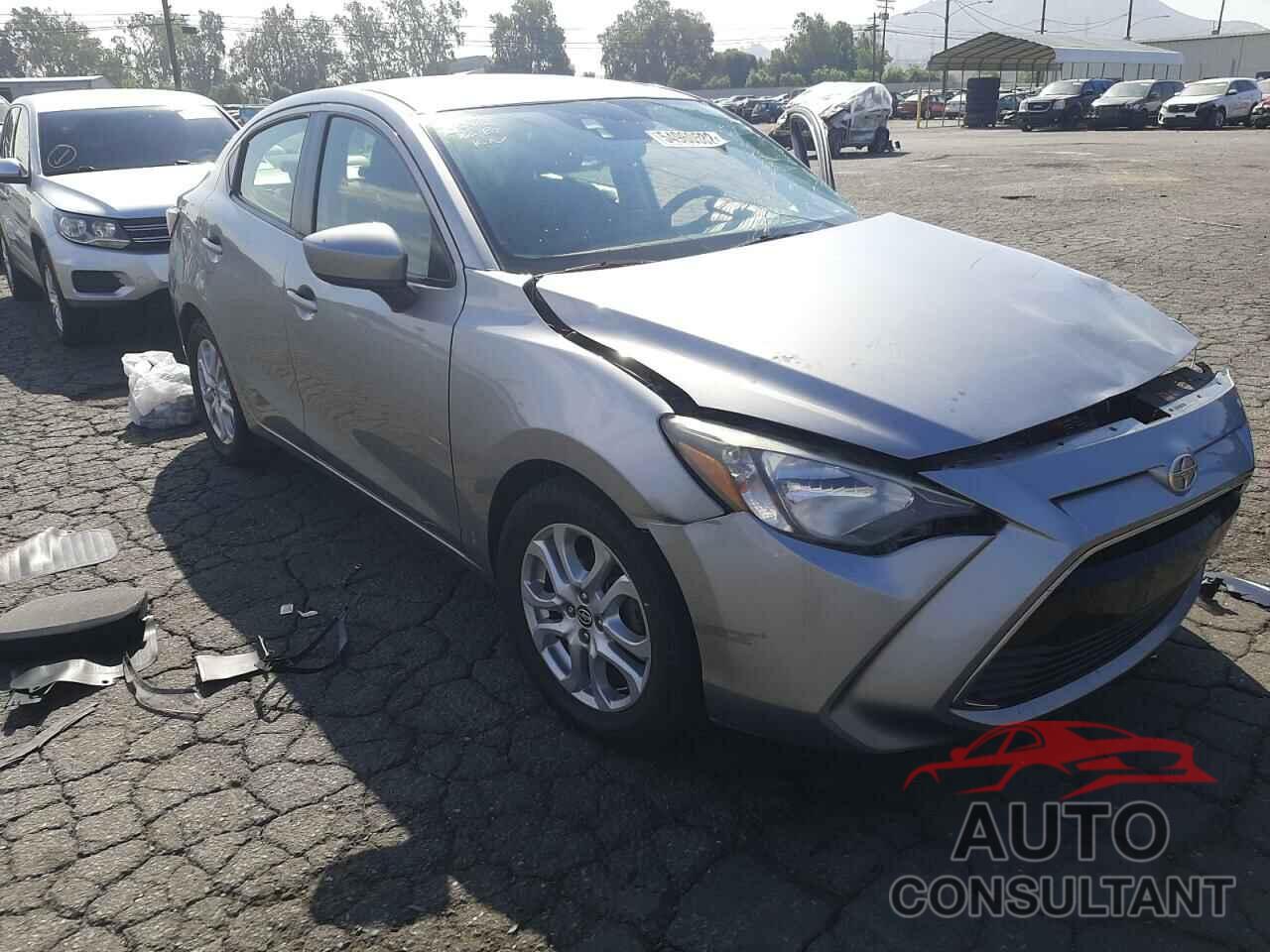 TOYOTA SCION 2016 - 3MYDLBZV3GY121609