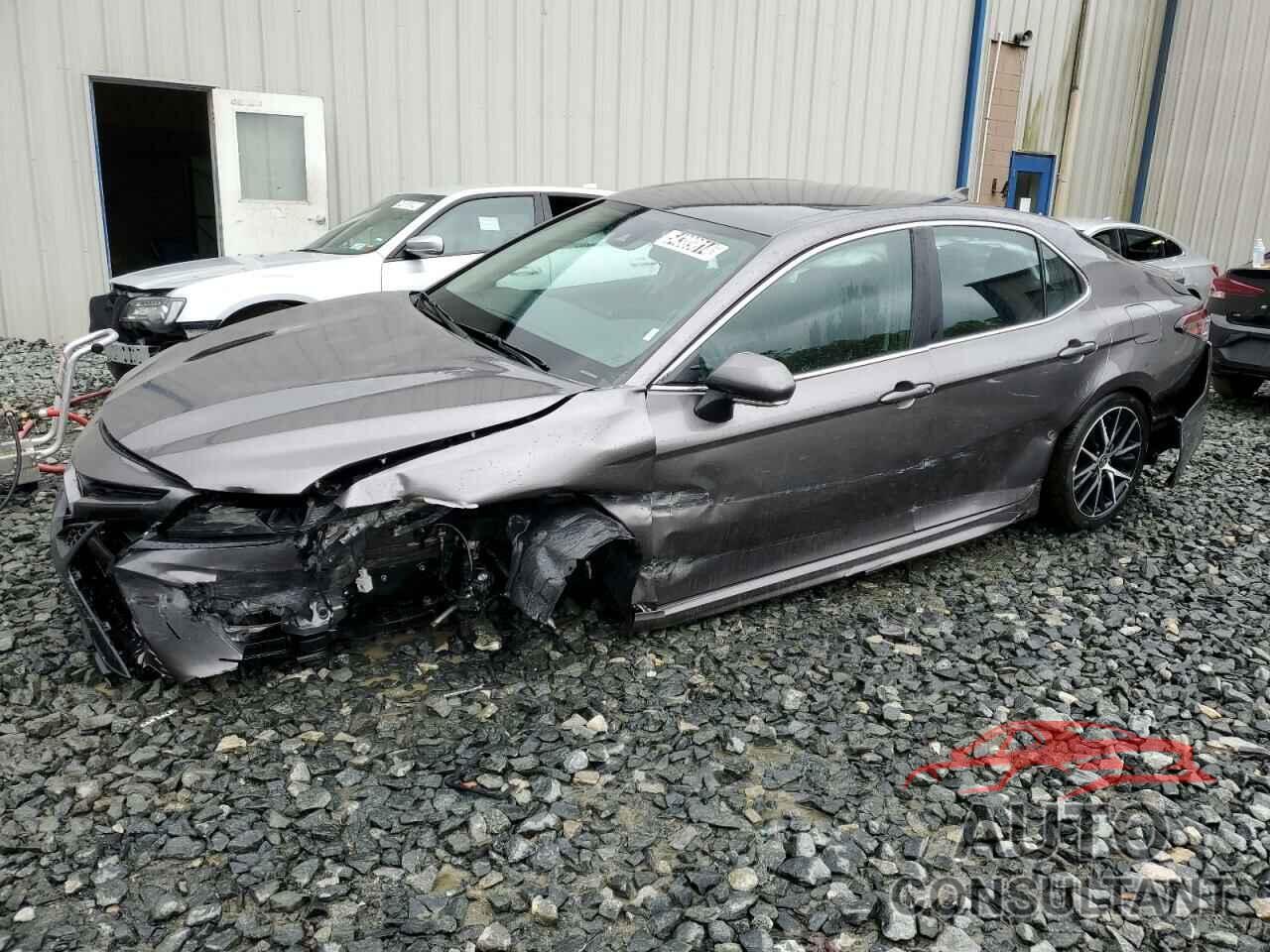 TOYOTA CAMRY 2024 - 4T1G11AK3RU236645