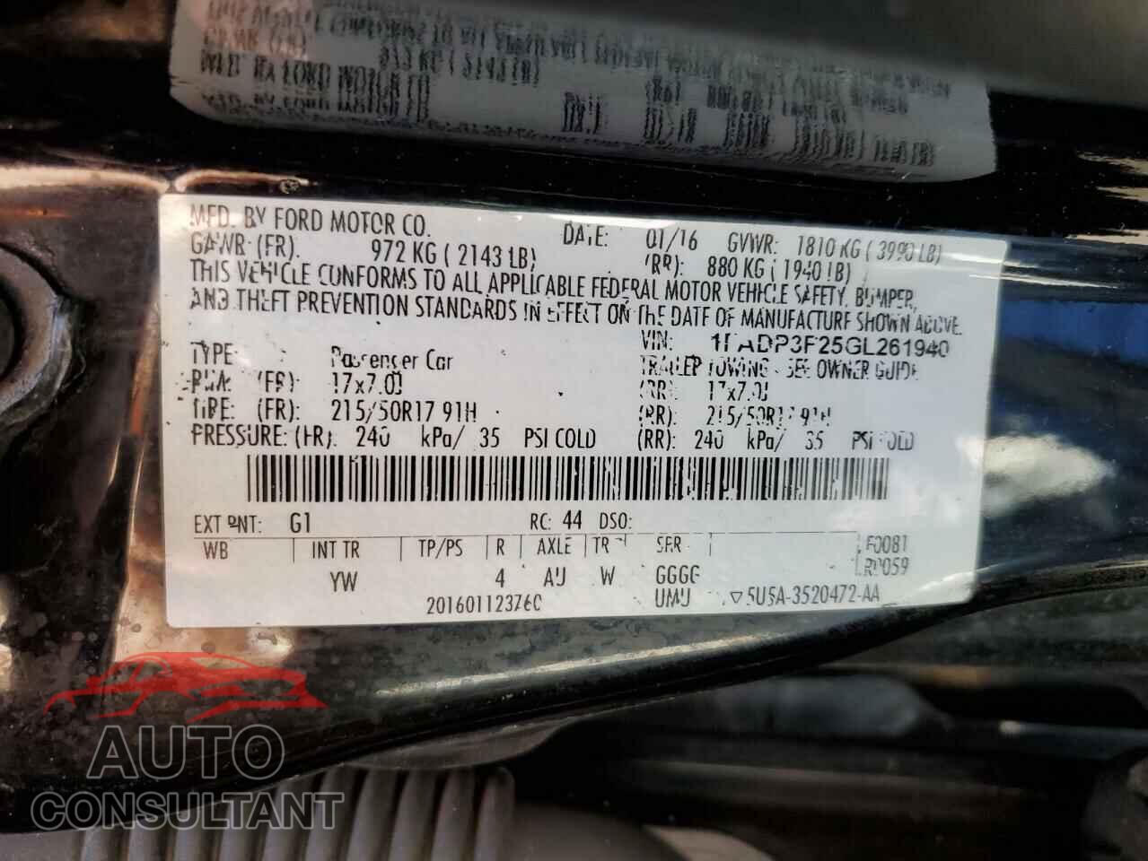 FORD FOCUS 2016 - 1FADP3F25GL261940