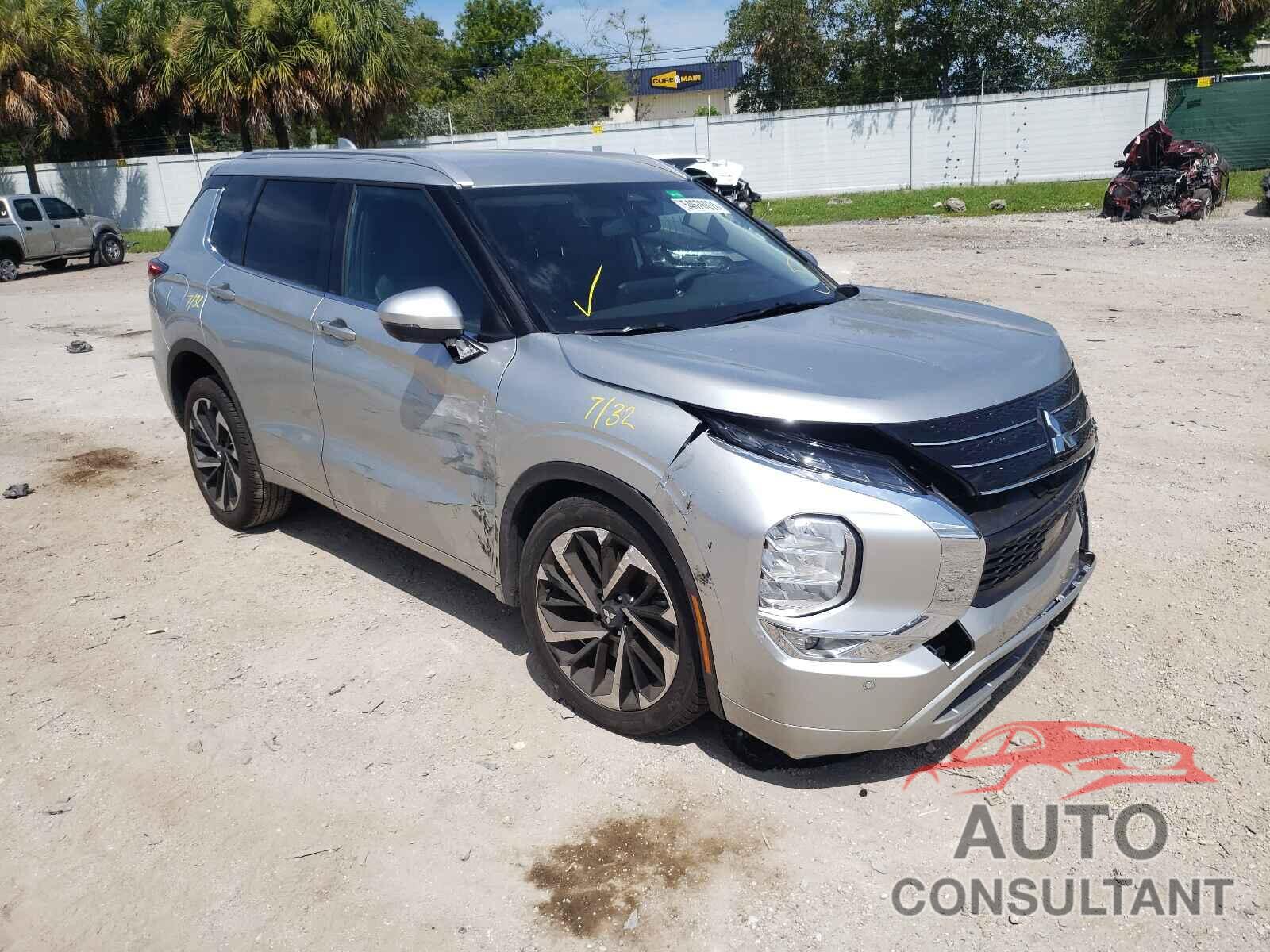 MITSUBISHI OUTLANDER 2022 - JA4J3VA89NZ008916