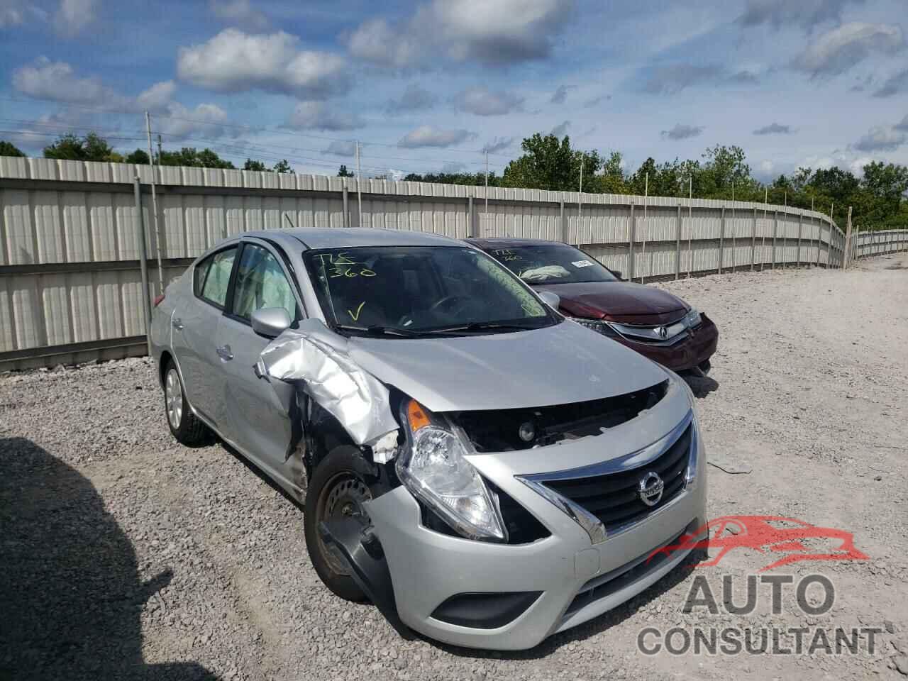 NISSAN VERSA 2018 - 3N1CN7APXJK433356