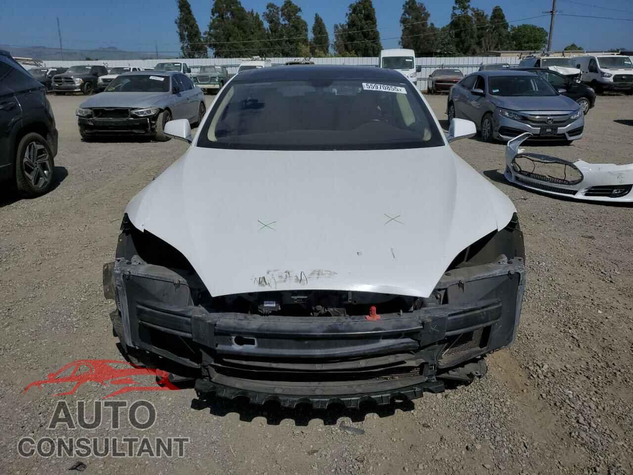 TESLA MODEL S 2012 - 5YJSA1CN3CFP01916