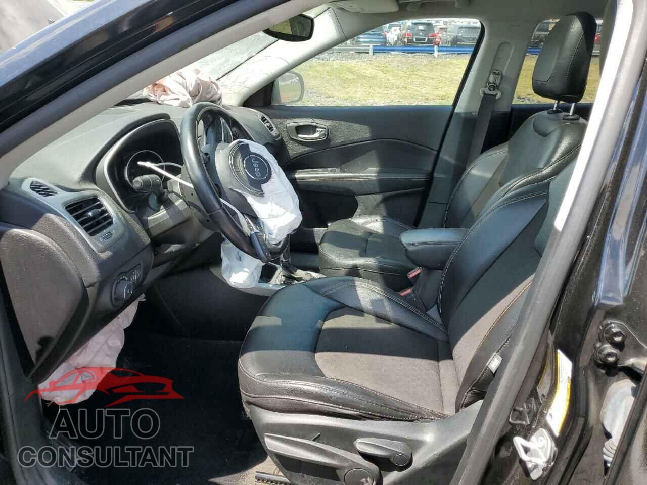 JEEP COMPASS 2020 - 3C4NJDBB8LT217957