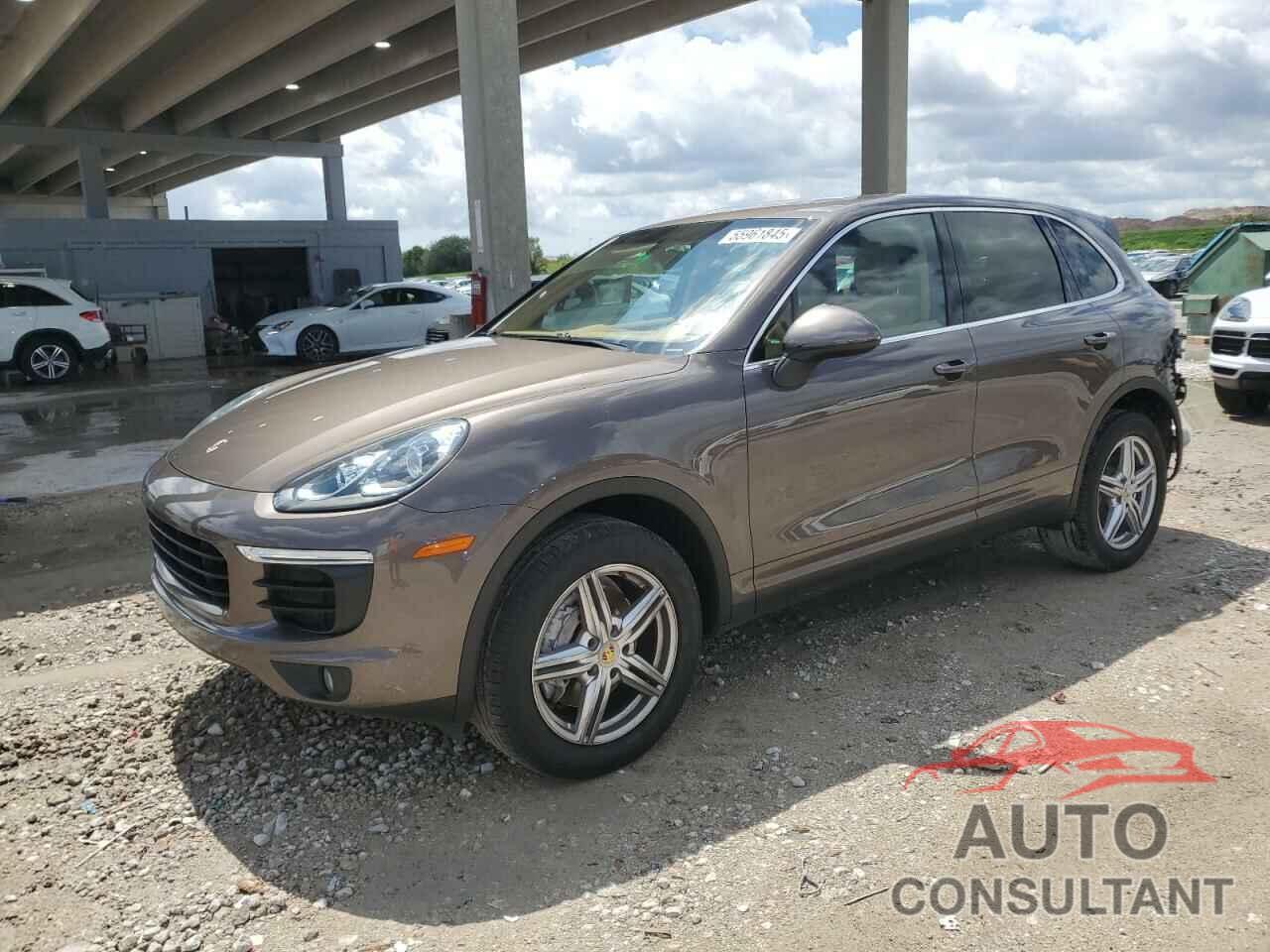 PORSCHE CAYENNE 2016 - WP1AA2A22GKA11334