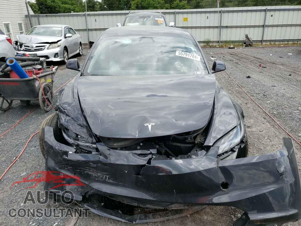 TESLA MODEL 3 2024 - 5YJ3E1EA2RF728729
