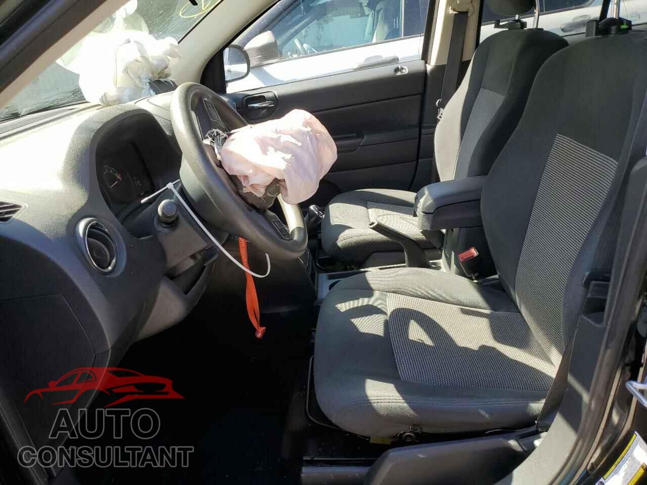 JEEP COMPASS 2014 - 1C4NJCBAXED697042
