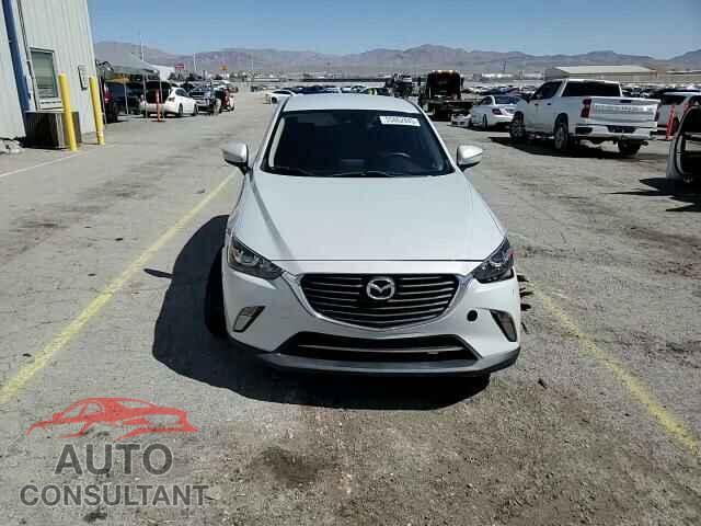 MAZDA CX-3 2018 - JM1DKFC74J0312864