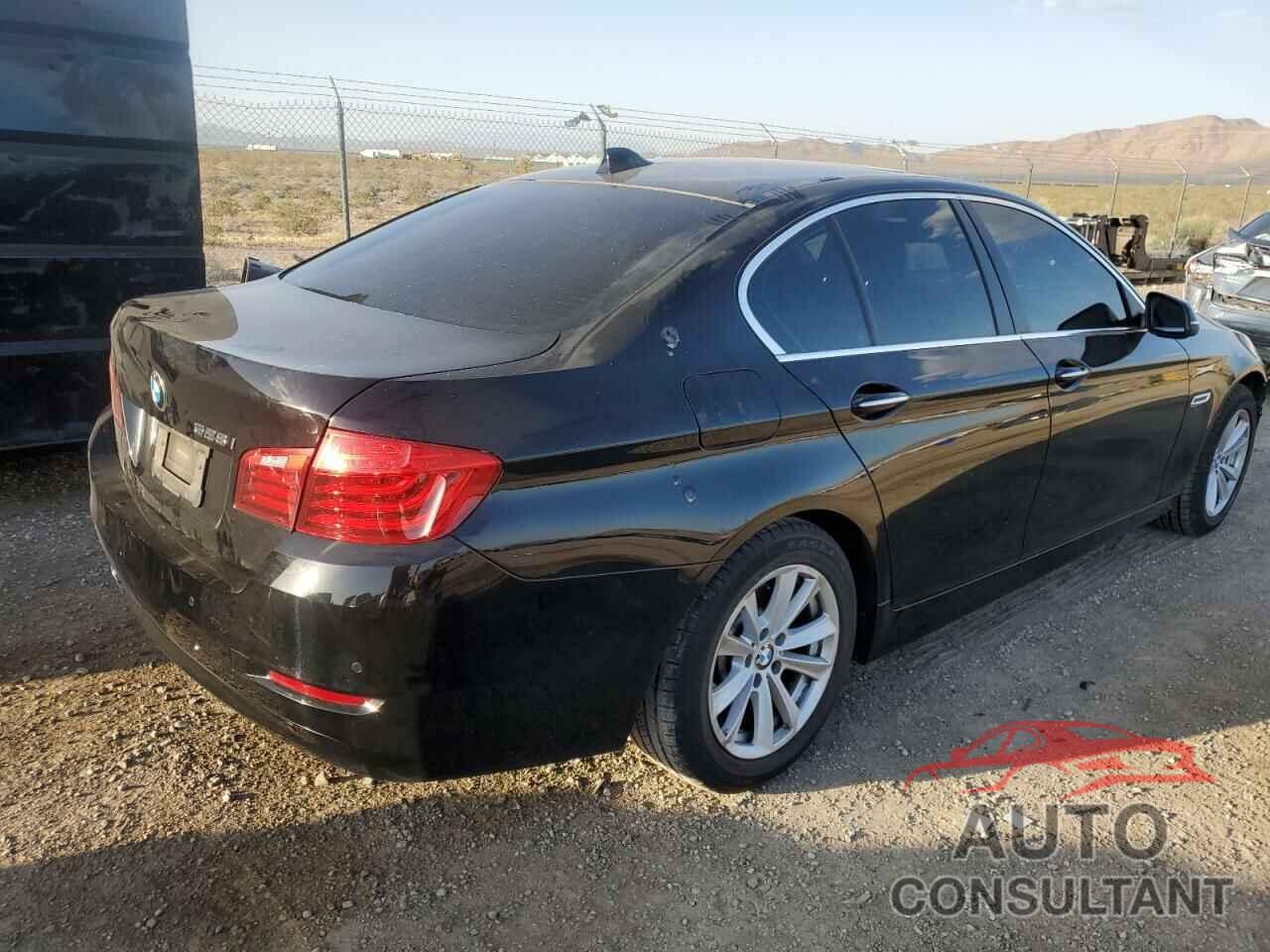 BMW 5 SERIES 2016 - WBA5A5C50GD527172