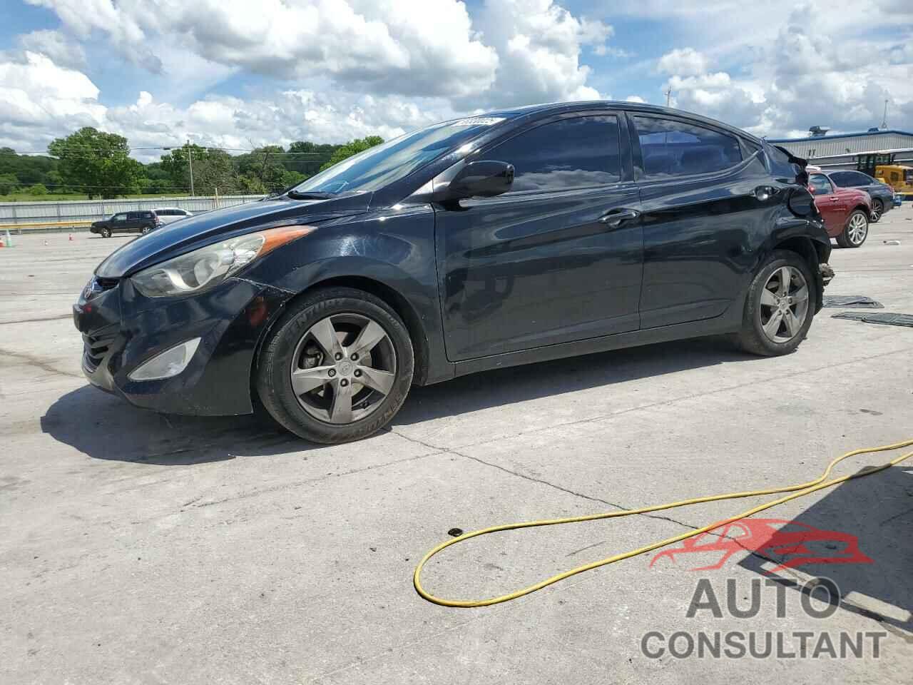 HYUNDAI ELANTRA 2013 - KMHDH4AE1DU888554
