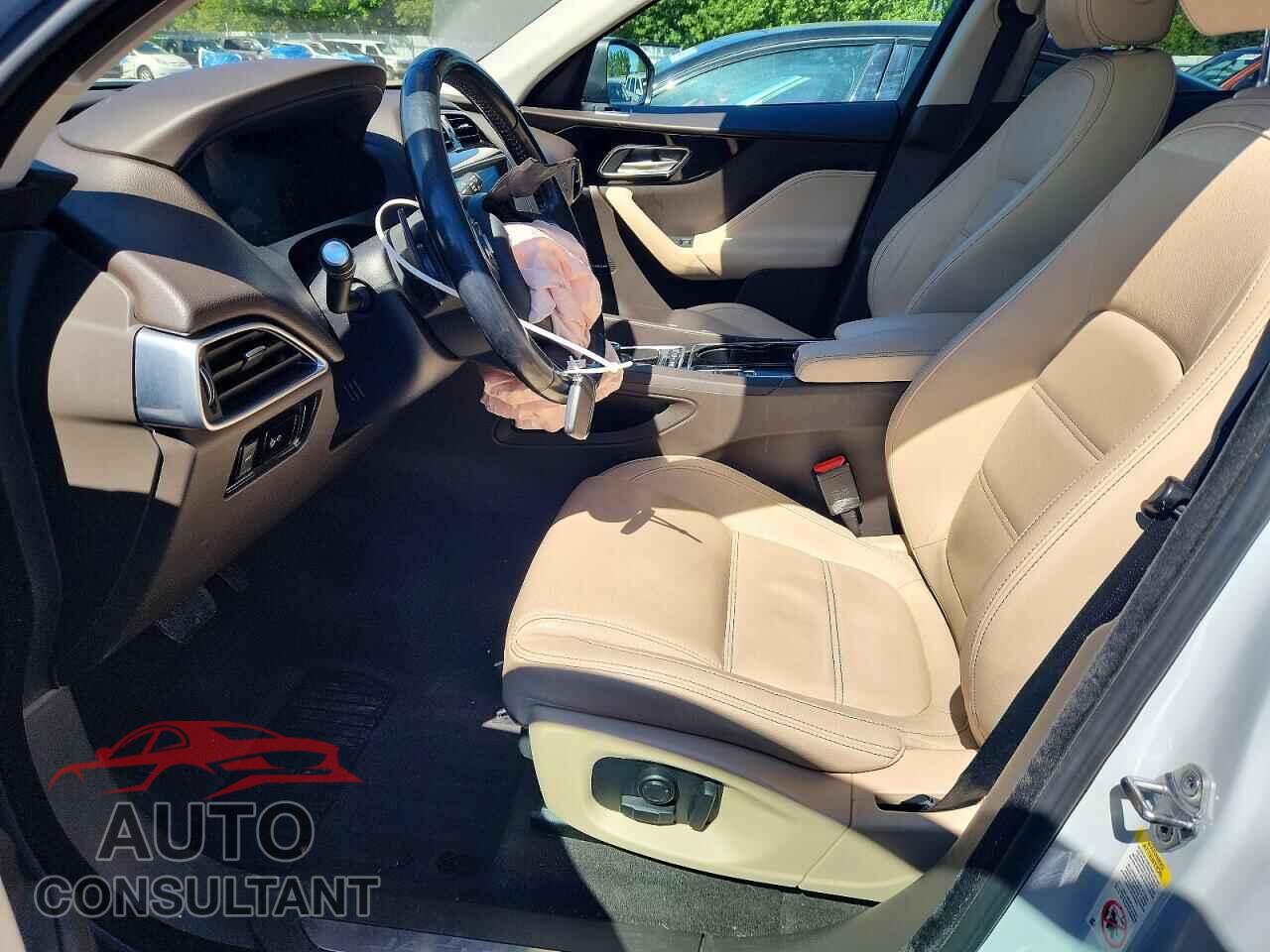 JAGUAR F-PACE 2017 - SADCK2BV5HA884779