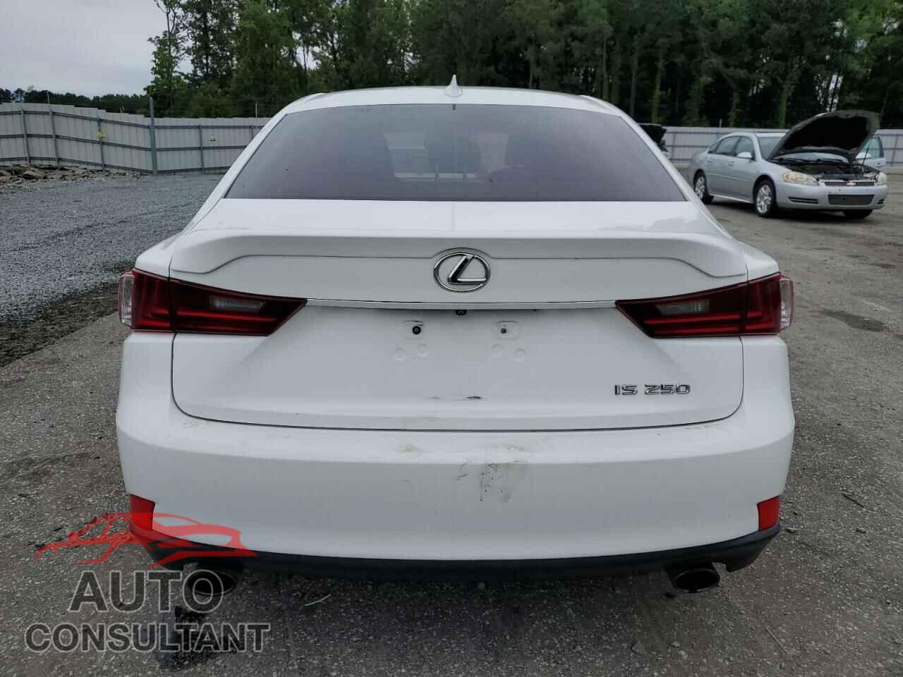 LEXUS IS 2015 - JTHBF1D23F5067579
