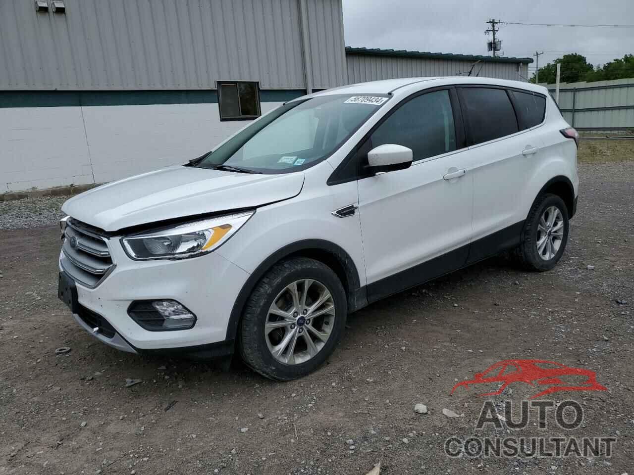 FORD ESCAPE 2017 - 1FMCU0GD7HUA58231