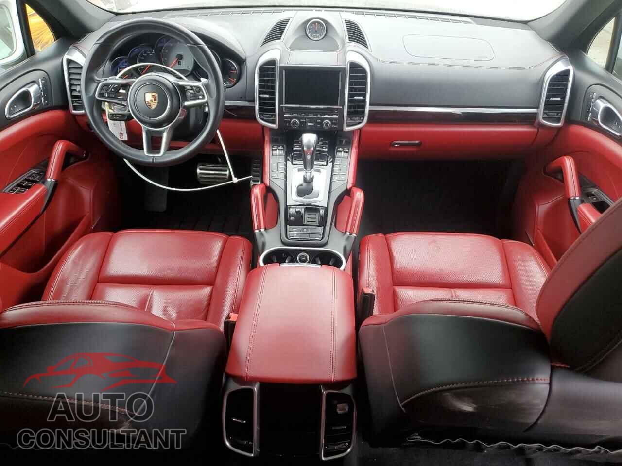PORSCHE CAYENNE 2016 - WP1AB2A21GLA95752