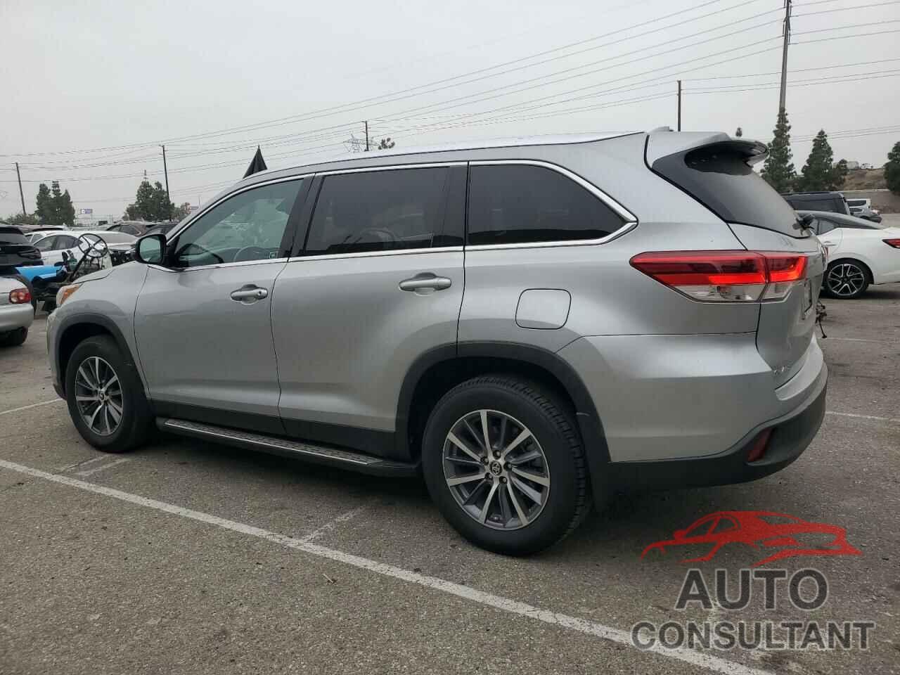 TOYOTA HIGHLANDER 2019 - 5TDKZRFHXKS299951