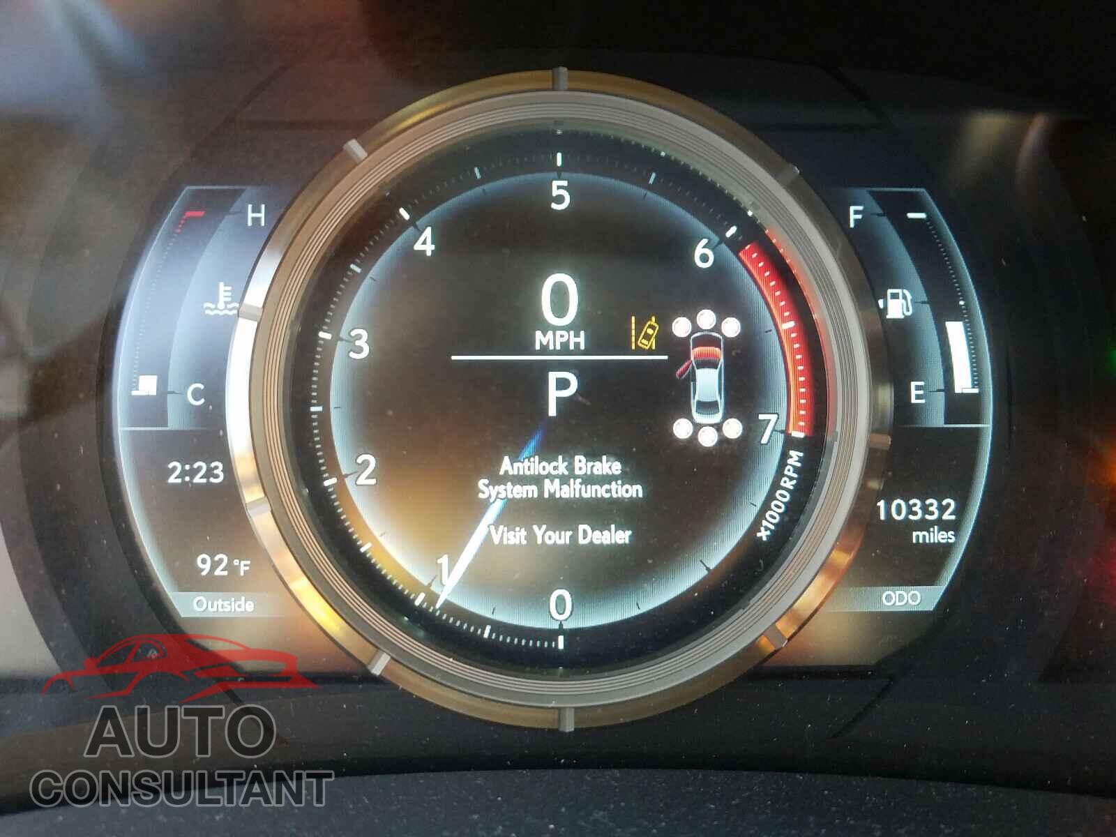 LEXUS IS 2018 - JTHBA1D29J5080862