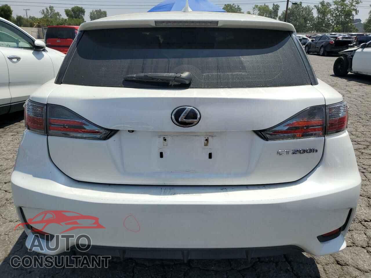 LEXUS CT 200 2014 - JTHKD5BH9E2182952