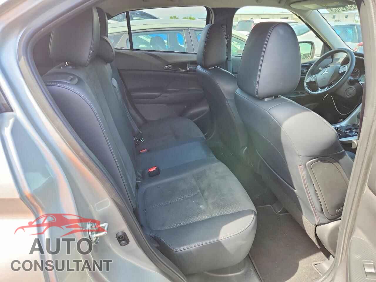 MITSUBISHI ECLIPSE 2025 - JA4ATWAA1SZ044023